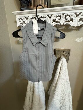 Urban Outfitters Gray Pinstripe Sleeveless Zip-Front Top and matching skirt
